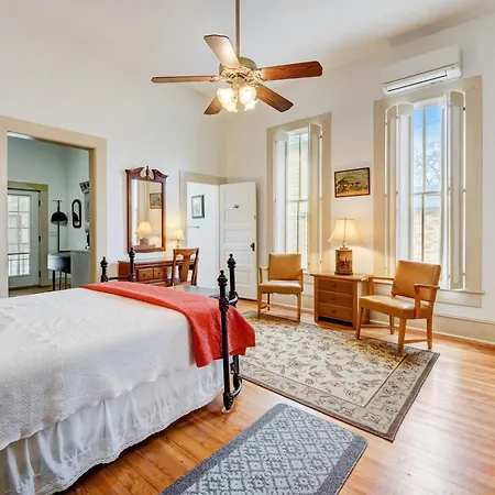 Little Lavaca - Master Villa